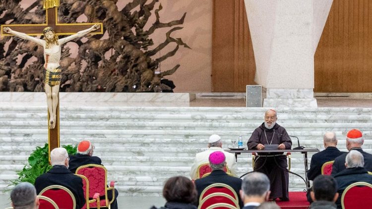 Card. Cantalamessa: ¡Dios es amor, por eso es humildad!