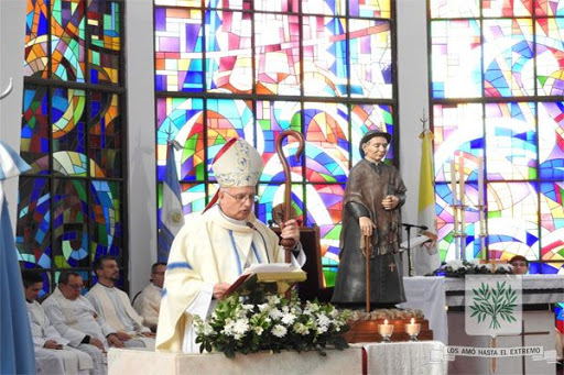 Celebran el aniversario de la consagración de la catedral castrense y de monseñor Olivera