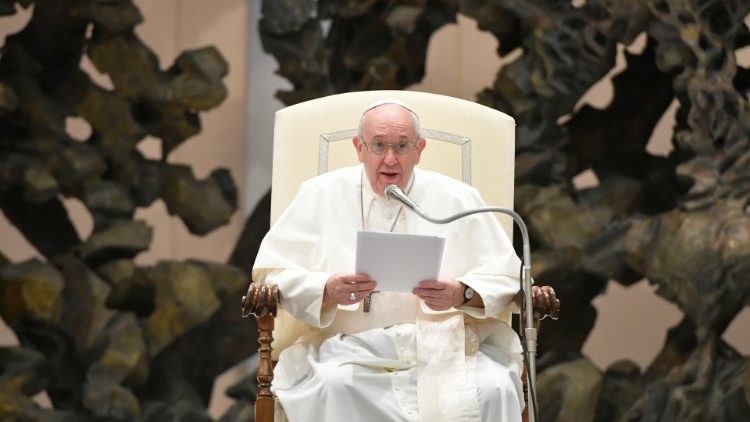 Francisco: Dios nos escucha, para él no somos números sino rostros y corazones