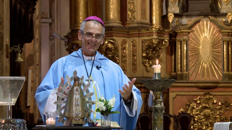 La misa en honor de la Virgen de Luján, por radio y TV