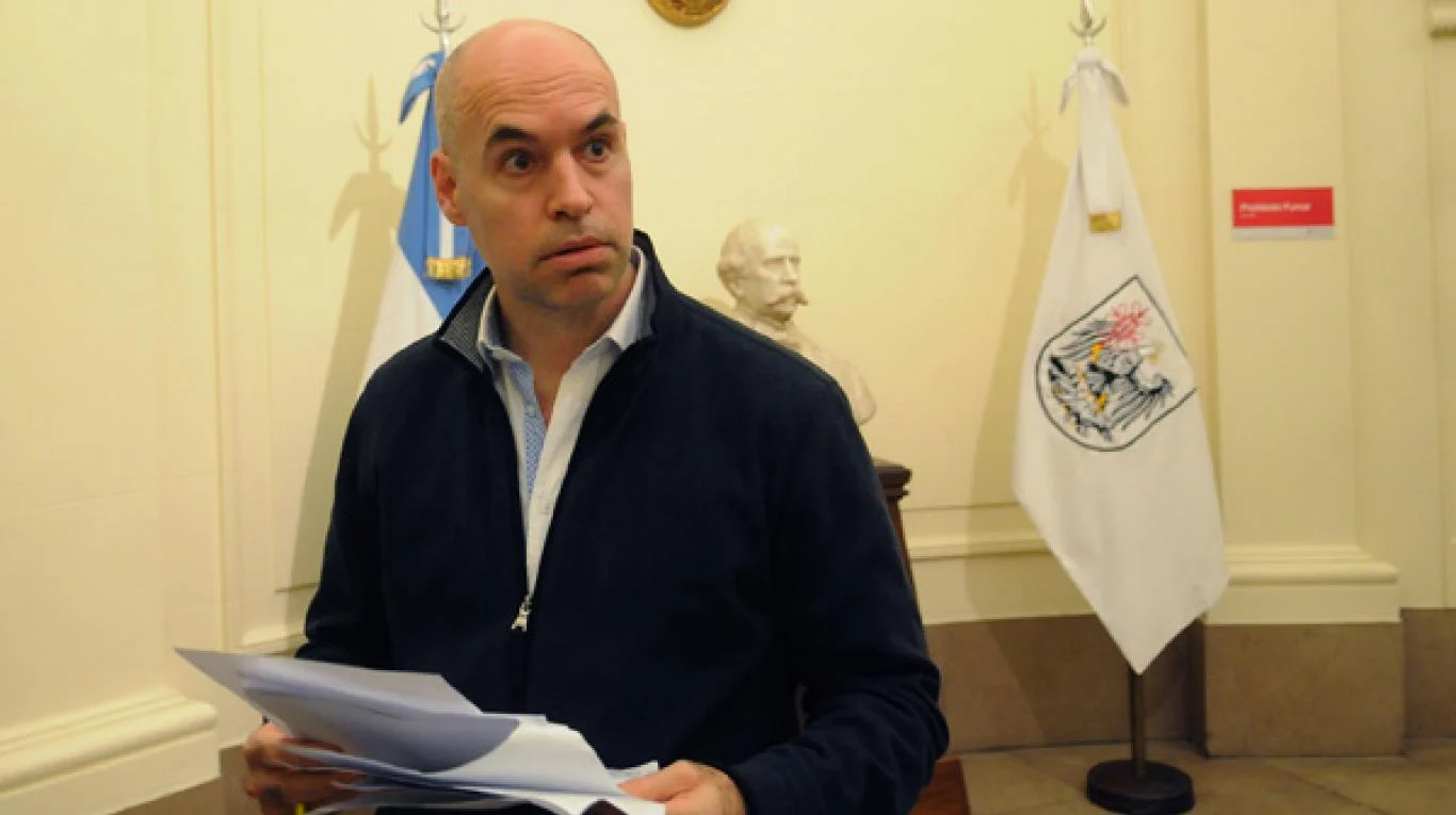 Larreta no vetó el protocolo de aborto, pero presentó un plan