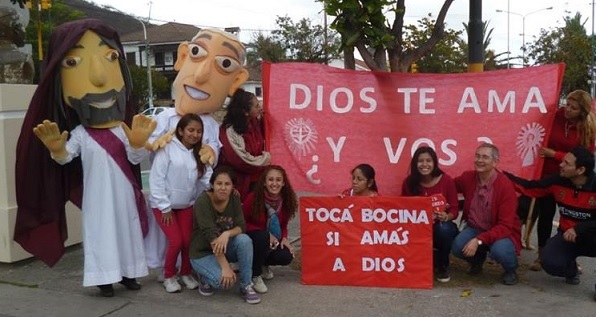 Los jóvenes salteños se encuentran viviendo la "Movida Misionera"