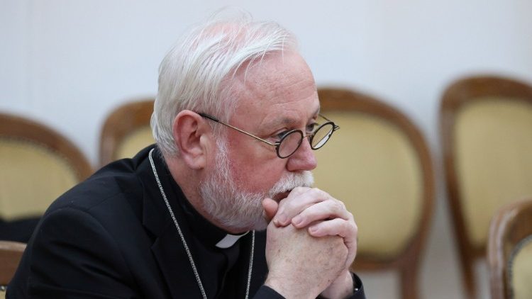 Mons. Gallagher: Repensar los paradigmas del desarrollo