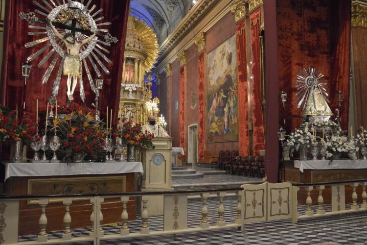 Salta: Entronización de las imágenes del Señor y la Virgen del Milagro