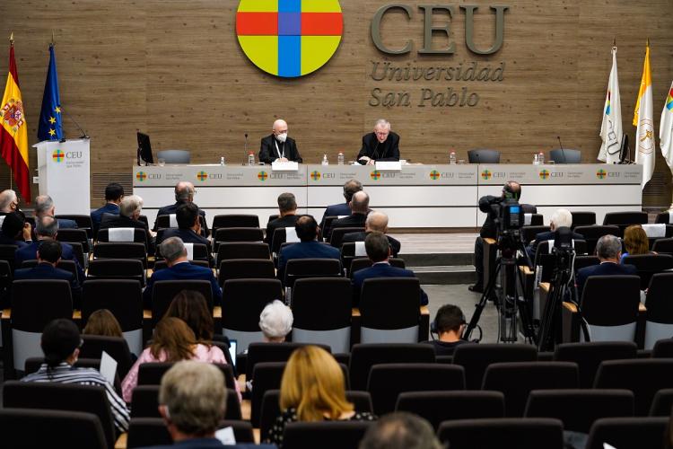 Card. Parolin: "Algunos estilos de vida minoritarios parecen un tótem intocable"