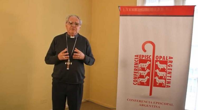 Mons. Ojea: 'El comunicador tiene que vivir un profundo amor a la persona humana'