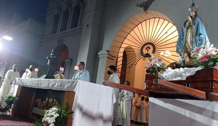 Con la bajada de la imagen, Concepción comenzó las fiestas de la Inmaculada