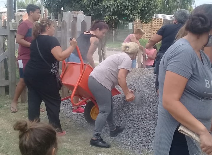 Cuidadores de la Casa Común: 600 jóvenes completan salario mínimo y vital