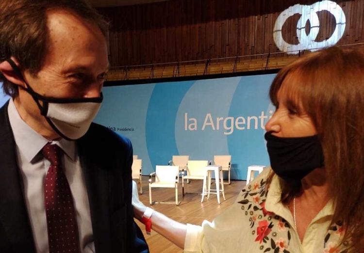 Cuidadores de la Casa en la presentación del  Consejo Económico Social