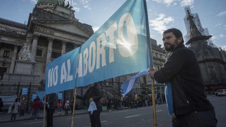 Decanos de facultades de Derecho a favor de la cultura de la vida