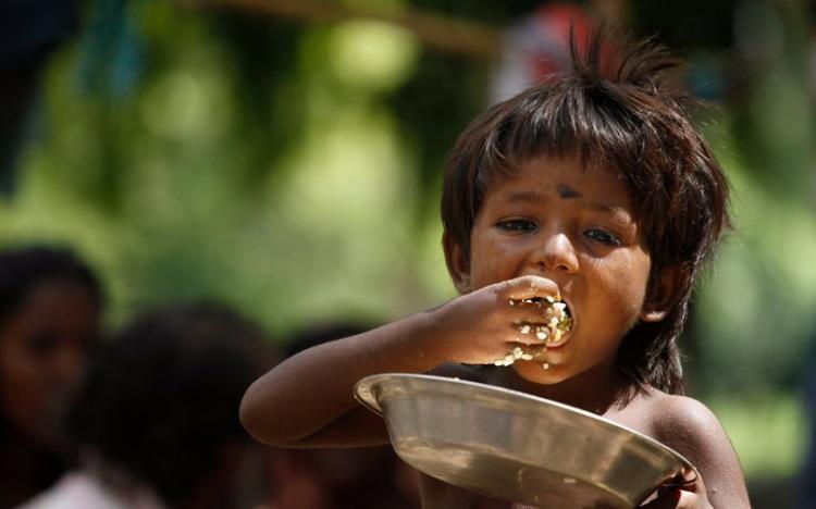 El Papa: El hambre en el mundo, escándalo y crimen contra los derechos humanos