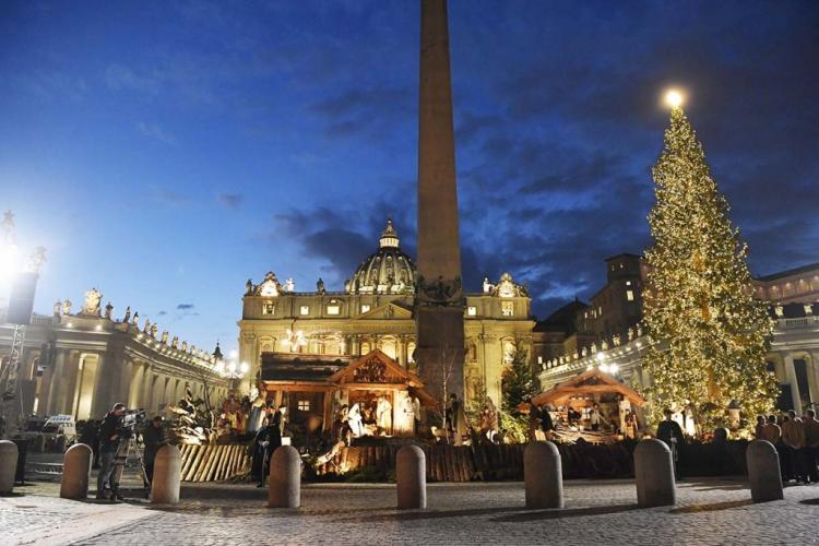 El Papa no visitará el pesebre de la Plaza San Pedro para evitar contagios