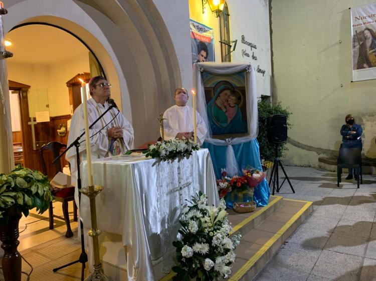 En la fiesta de Nuestra Señora del Buen Consejo, Mons. Ares animó a "caminar juntos"