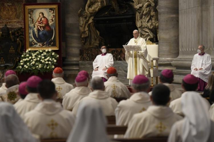 "Europa, enferma de cansancio, debe volver a encontrar el rostro siempre joven de Jesús"