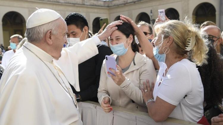 Francisco: Dios escucha la oración de un corazón humilde y paciente