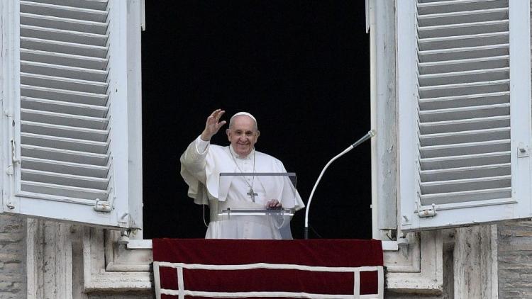 Francisco: Imitar la humildad de María, que atrae la mirada de Dios