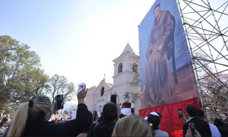 La Iglesia argentina de fiesta: Fray Mamerto Esquiú ya es beato