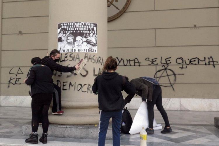 La Red Respeto Religioso repudia pintadas ofensivas a la catedral