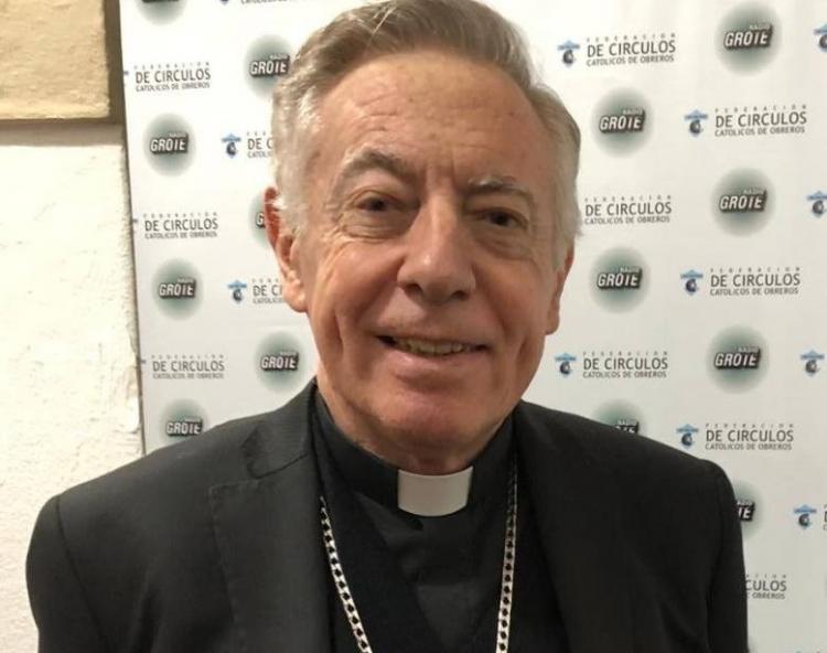 Mons. Aguer pidió a los padres estar atentos a lo que les enseñan a sus hijos