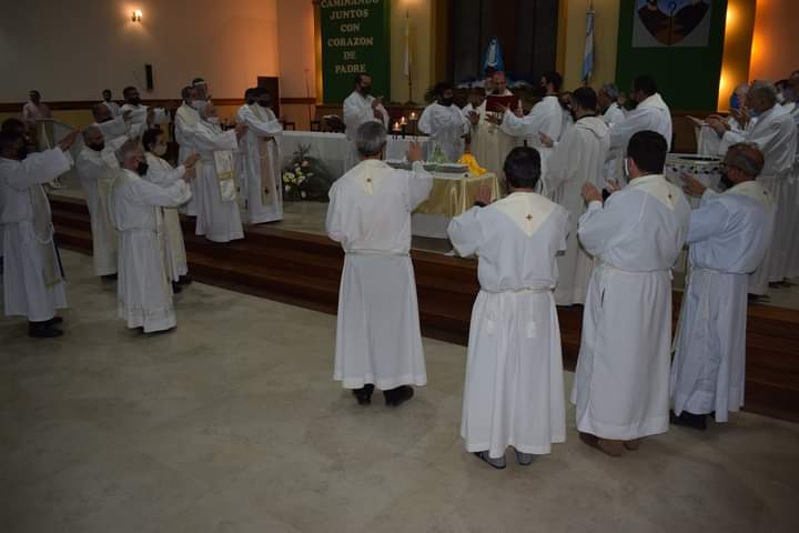 Mons. Corral animó a ser "espacio y casa para acoger a todos"