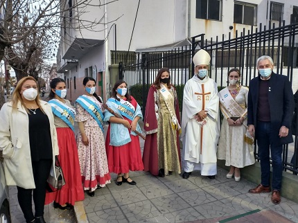 Mons. Fernández: Berisso, trabajo, convivencia y María Auxiliadora como "Madre"