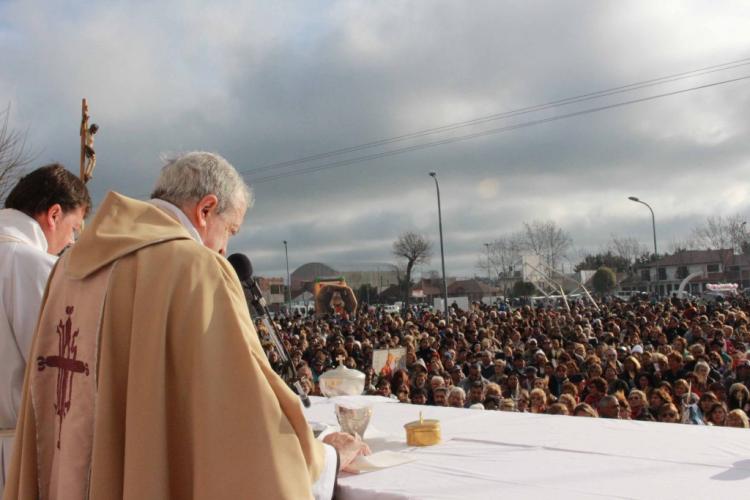 Mons. Marino: La Eucaristía nos compromete al amor