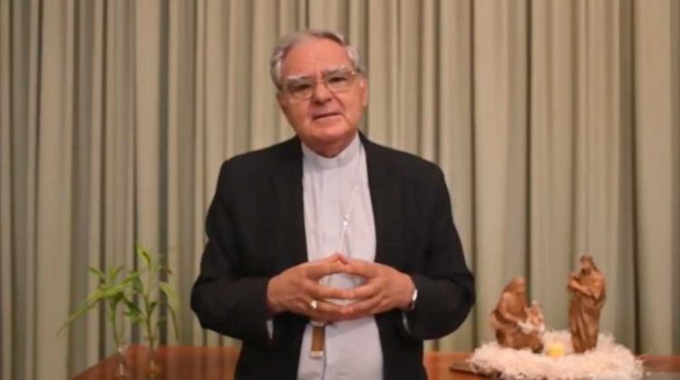 Mons. Ojea: "En la familia se aprende a amar y a vivir el amor"