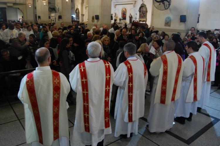 Mons. Tissera agradeció la entrega y el servicio de los diáconos