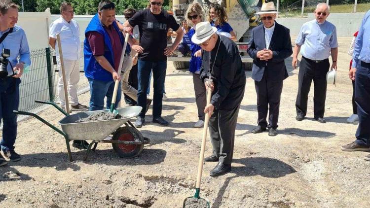 Nueva donación del Papa para el campo de refugiados de Lipa en Bosnia-Herzegovina