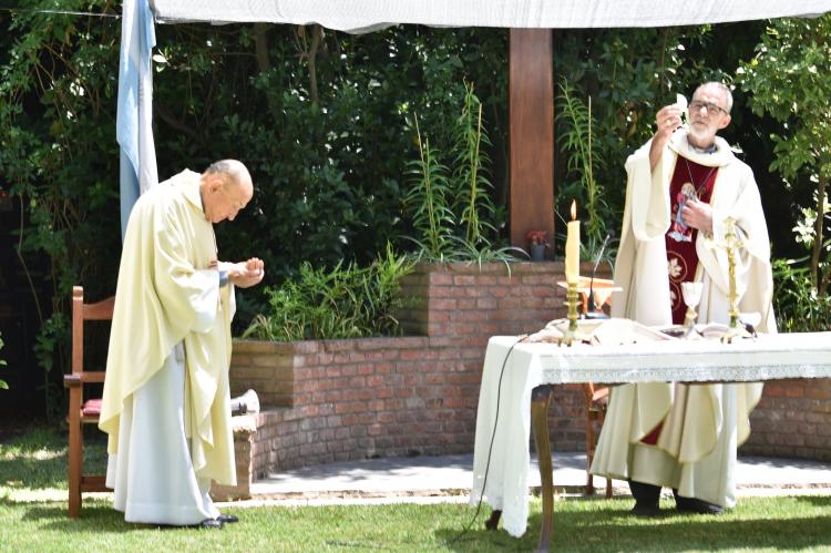 Pbro. Mangini: "Le pido al Señor que me siga enamorando como lo hizo hace más de 50 años"