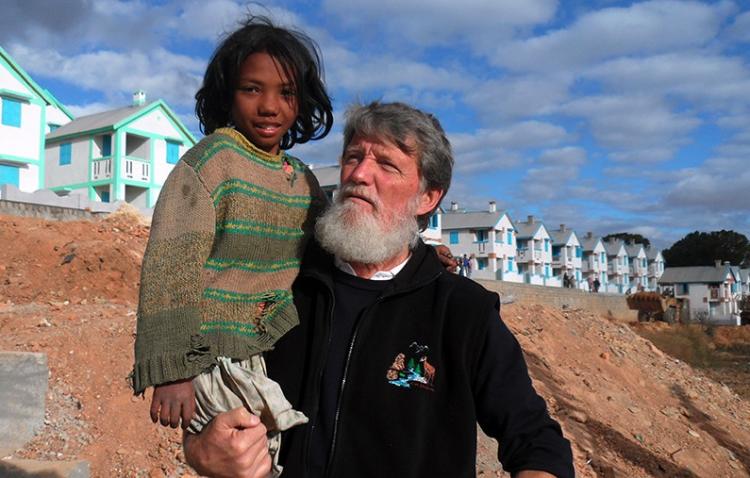 Proyecto de beneplácito por la nominación del Padre Opeka al Nobel