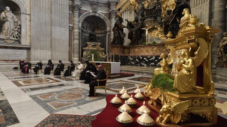 Rosario por el Líbano en Roma en la fiesta de San Charbel