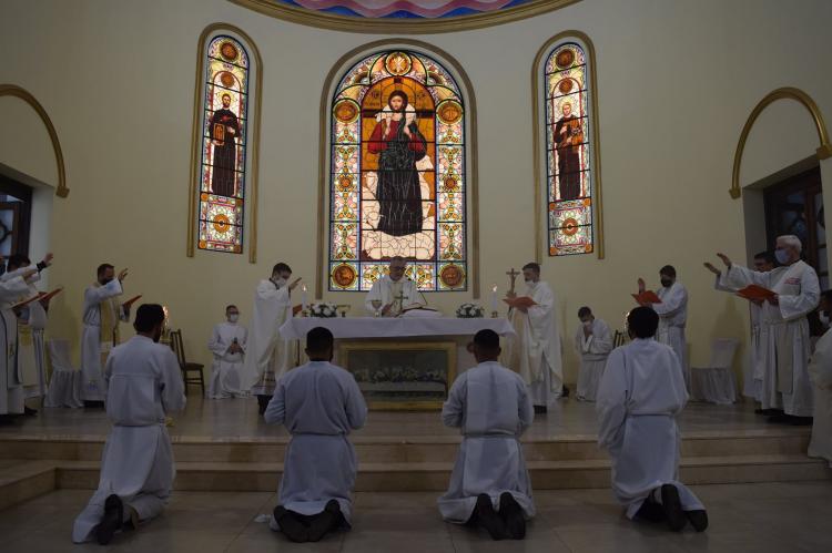 Se realizó la dedicación del templo y la consagración del altar de la catedral de Posadas