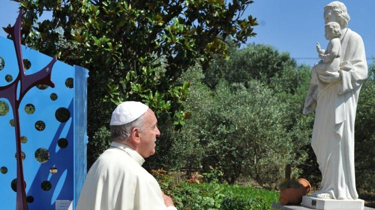 Sueños, servicios y fidelidad, la clave vocacional del Papa