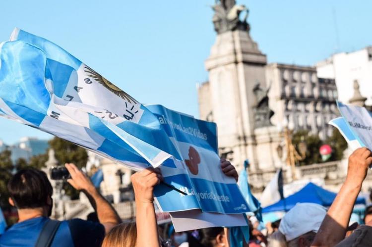 Un juez de Mar del Plata ordenó la suspensión de la ley de aborto