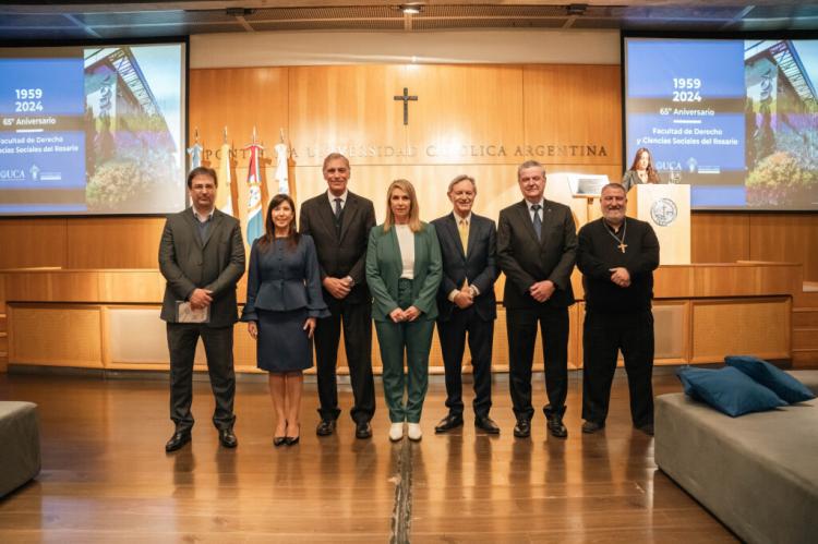 Acto académico para celebrar los 65 años de UCA Rosario