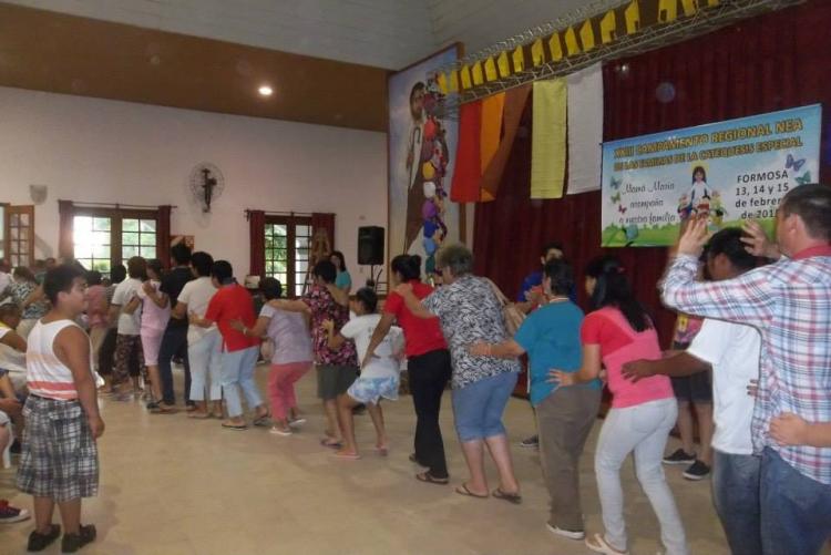 Campamento de catequesis especial en el NEA