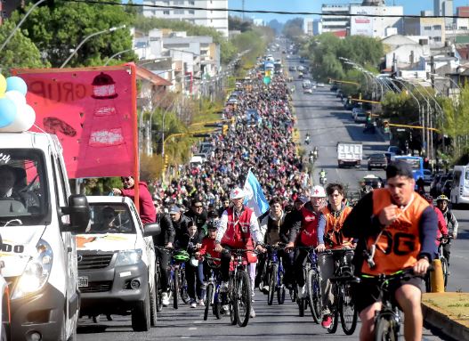 Caravana de la Primavera: 25.000 personas bicicletearon en Mar Del Plata