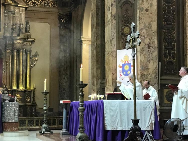 El Card. Poli en el homenaje al Papa: Francisco dejó muchos gestos y palabras en esta cátedra