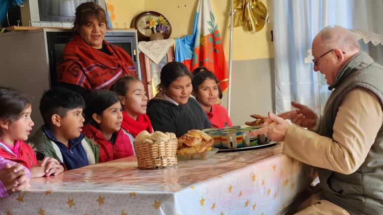 Catamarca: Mons. Urbanc realizó una visita pastoral de seis días a una parroquia