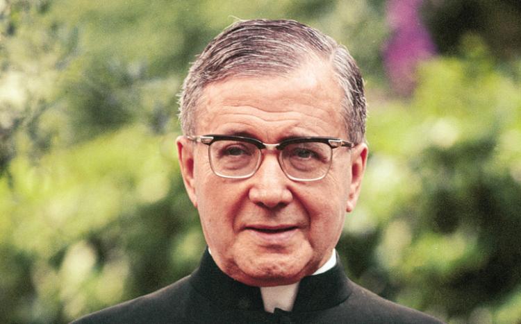 Celebran misas en honor de San Josemaría Escrivá