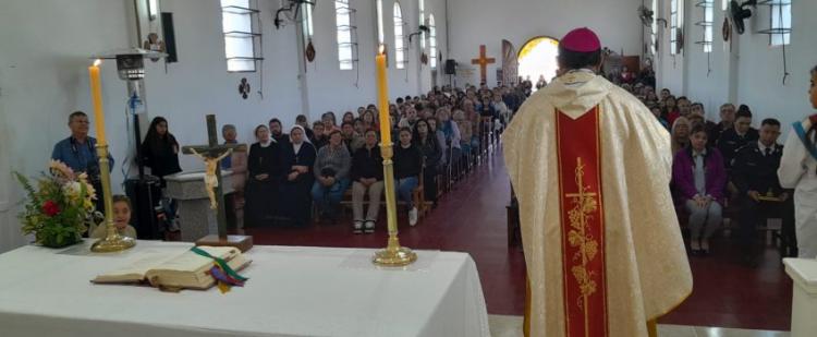 Cruz del Eje: 75 años de la piedra fundamental de una parroquia