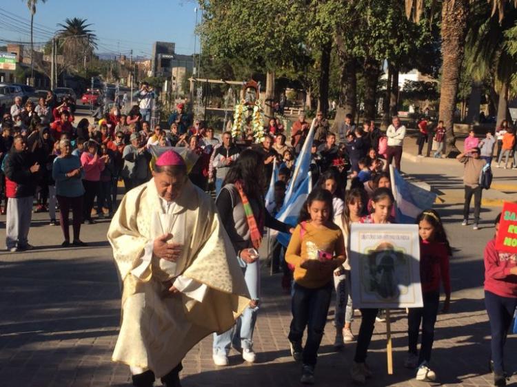 Luego de 30 años, volvió a Cruz del Eje la procesión de San Antonio