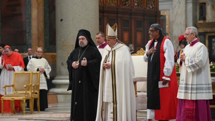 Dios está enojado y sufre por la violencia de los que se profesan cristianos