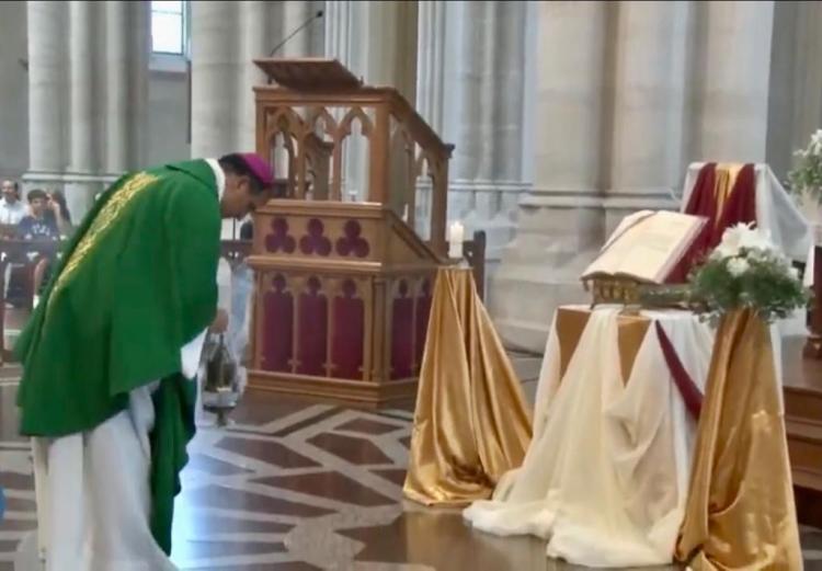 Mons. Mestre aseguró que la Escritura debe ser 'nuestro alimento esencial'