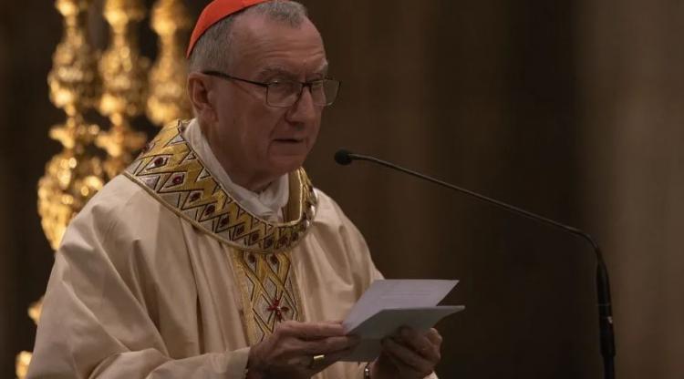 El Card. Parolin reiteró desde Asís que 'la guerra no beneficia a nadie'