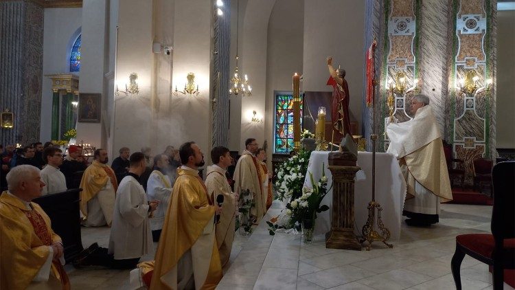 El Limosnero Papal celebró la Pascua en Kiev