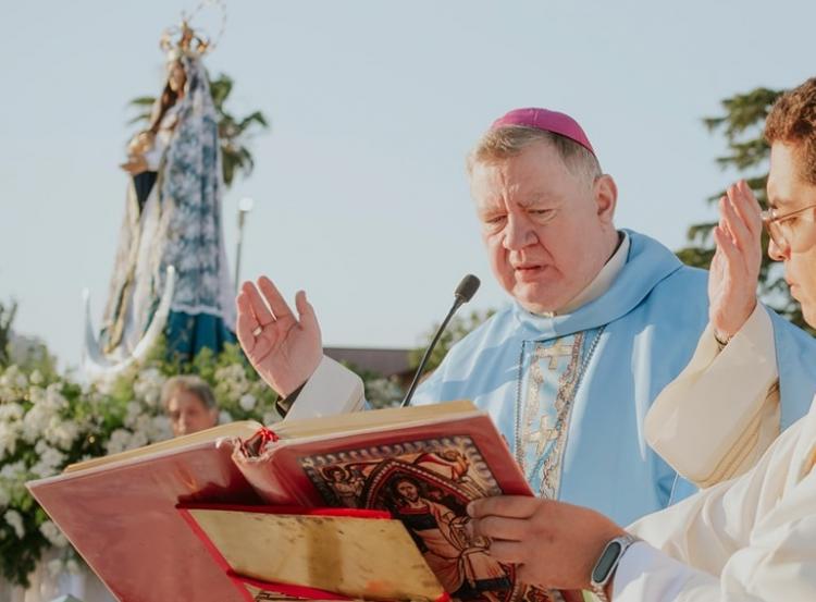 El nuncio, en Río Cuarto: 'María puede ayudarnos a renovar nuestra fe y compromiso'