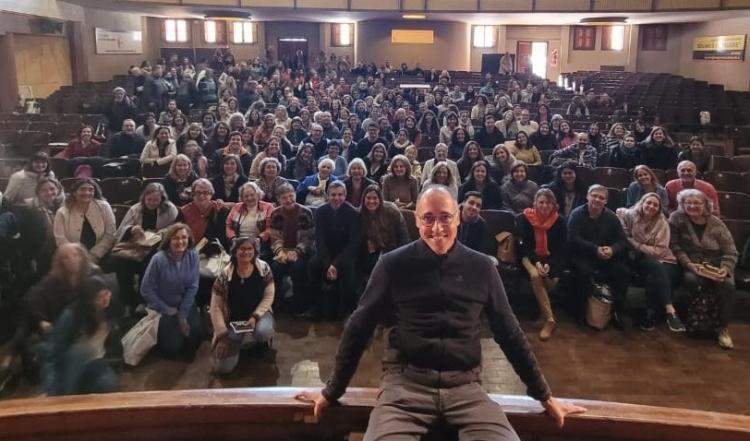 El padre Olaizola animó a la comunidad educativa a "educar para la libertad"