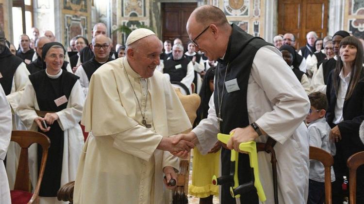 El Papa a los cistercienses: "Elijan a Dios una y otra vez"